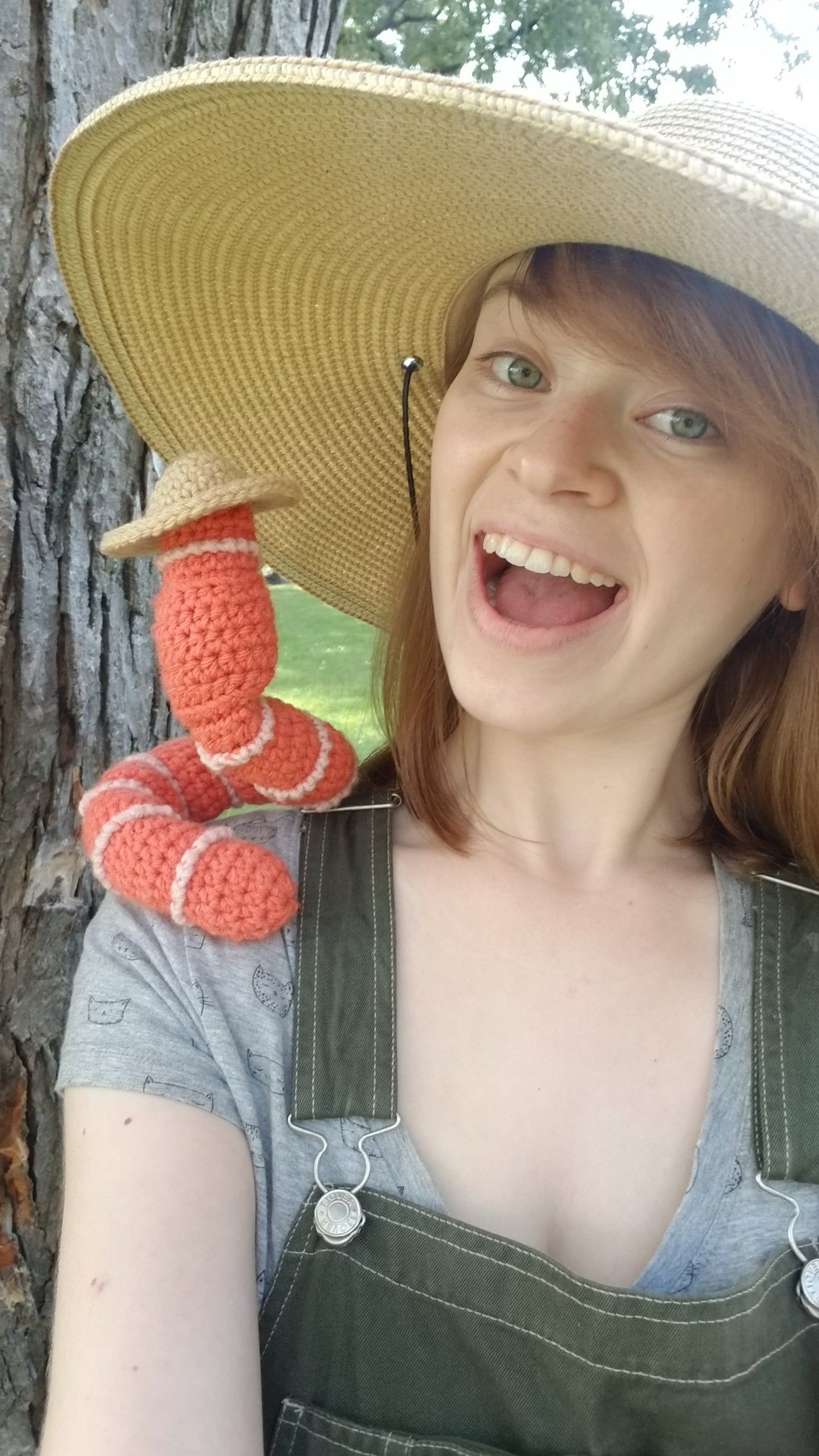 Dress Up Worm With Funny Hats Crochet Pattern