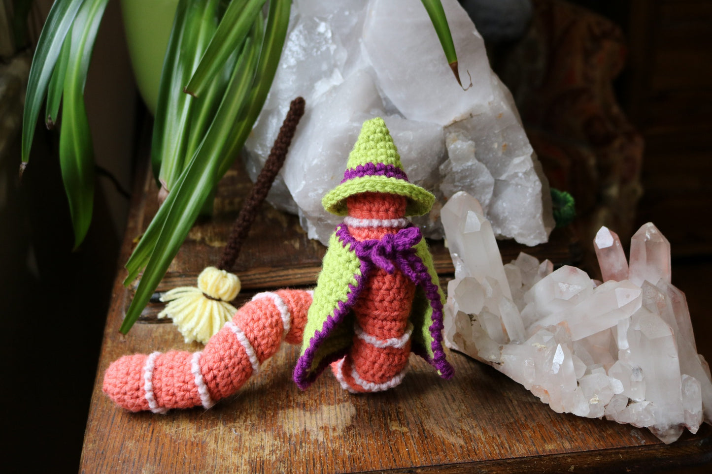 Dress Up Worm With Funny Hats Crochet Pattern
